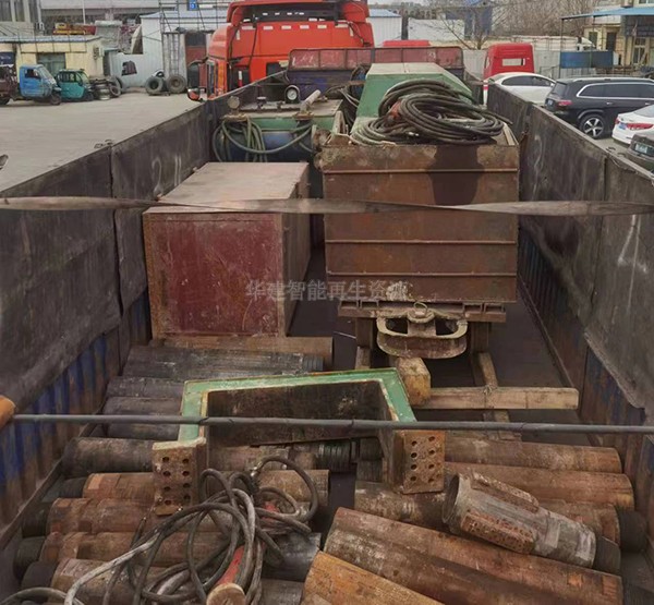 天井鉆機(jī)的安全警示