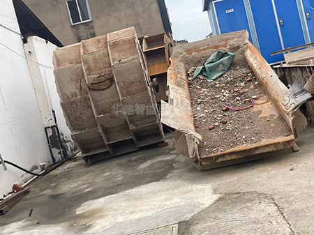 二手振動篩破碎機 二手振動篩破碎機