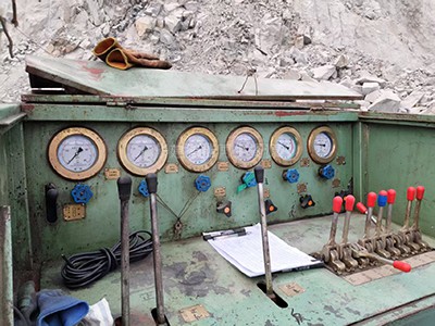 反井鉆機擴孔運行及故障處理